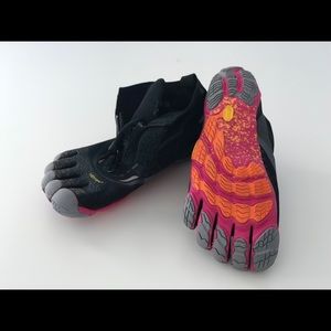 Vibram 5 finger shoes